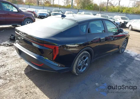 2025 Kia K4 Lxs из США, поврежденный, VIN 3KPFT4DE7SE144671